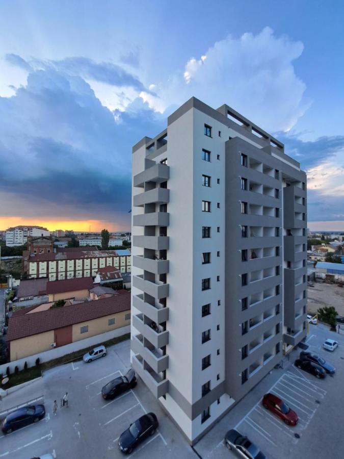Happy Rental Apartments 2 Craiova Luaran gambar