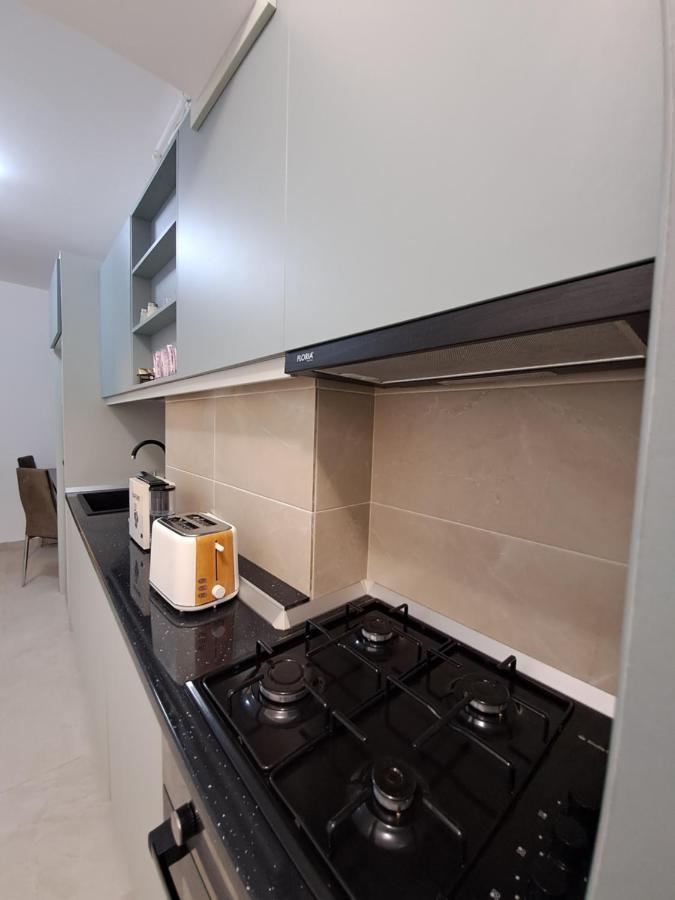 Happy Rental Apartments 2 Craiova Luaran gambar