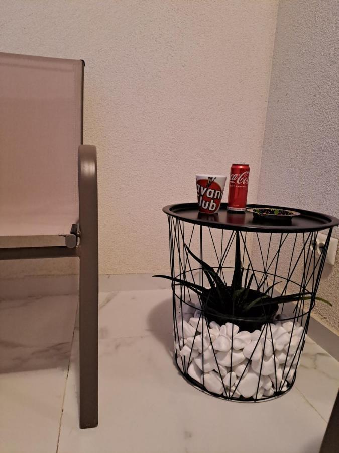 Happy Rental Apartments 2 Craiova Luaran gambar
